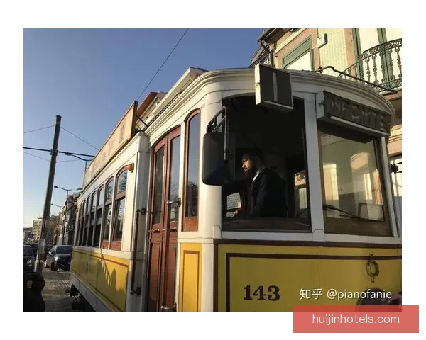 两天异地相会十五次以知乎为轴心记录情绪波动交织旅程短暂乐章曲